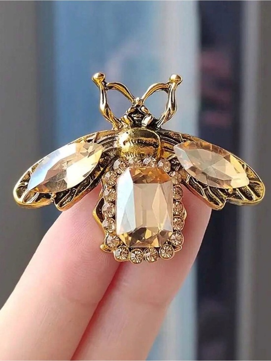 Jewelry - Gold Bee Crystal Brooch - Elegant Women's Jewelry